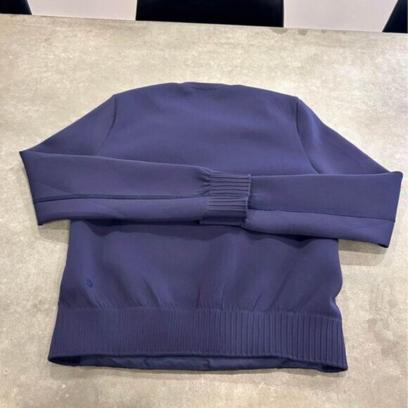 Lululemon Goose Down Puffer Sweater Navy Blue Size 4 Crew Neck - Picture 6 of 11